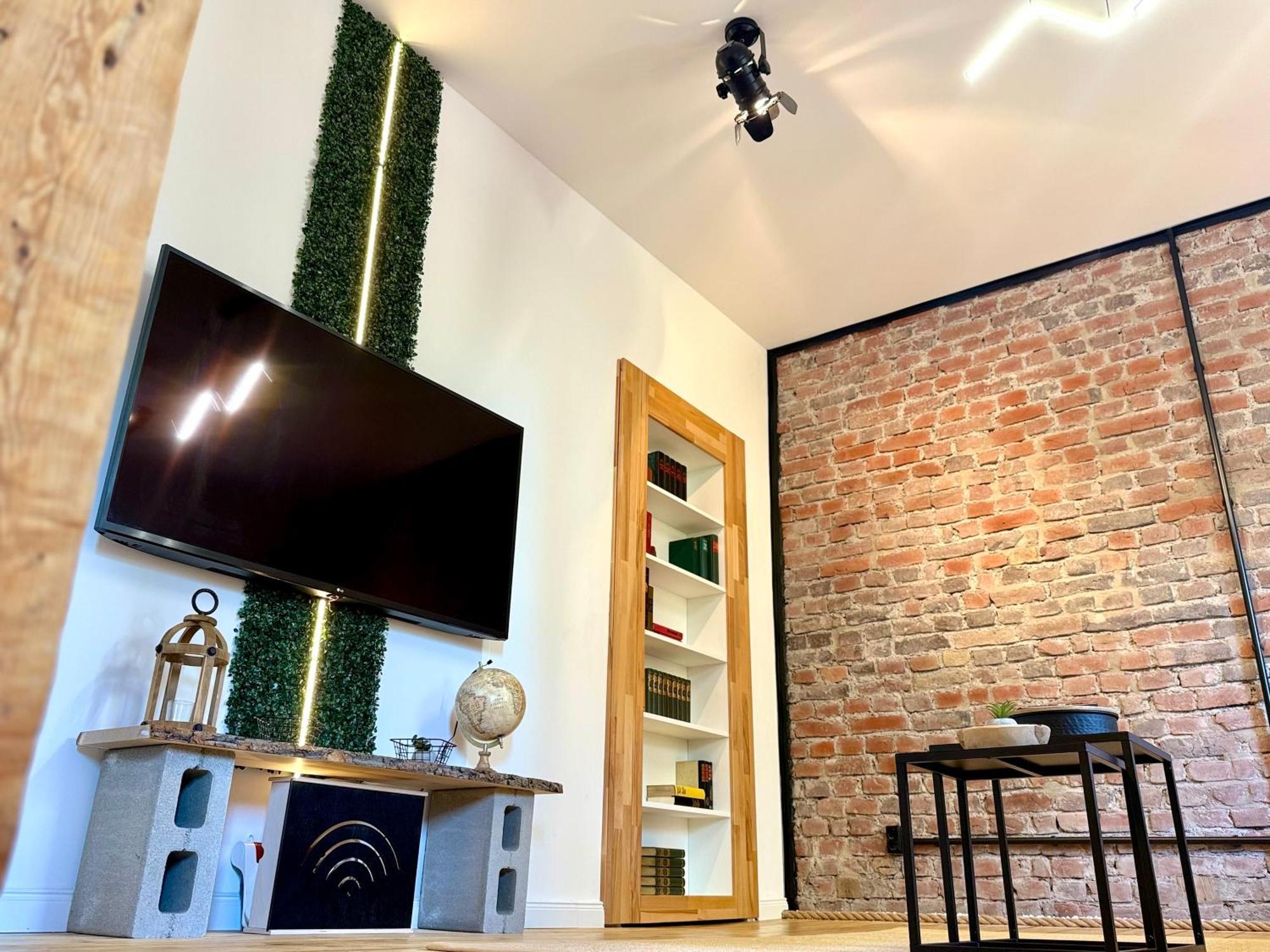 Suburban Loft *